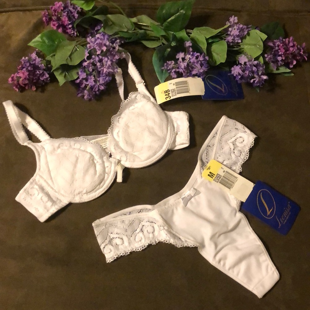 New Bundle white Bra 34B and Panty M